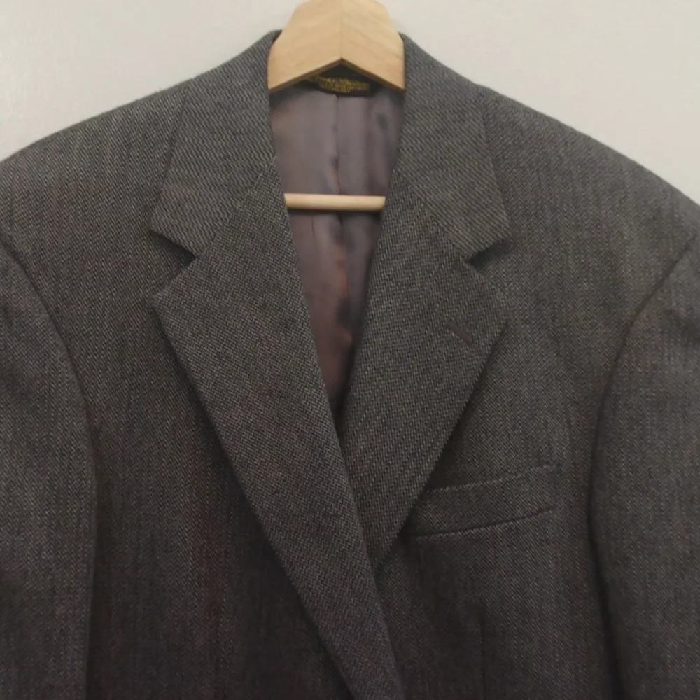 Brooks Brothers Gray Herringbone 3 Roll 2 Sport Coat 41R - Picture 3 of 14